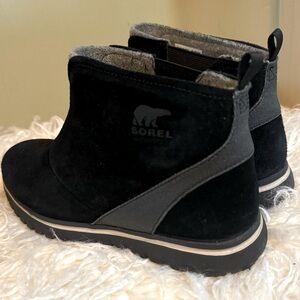 Sorel Cozy Short Suede Winter Booties (waterproof/snow)